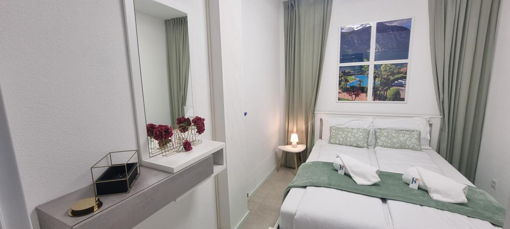 Relax-Lugano Lake บิซโซน ภายนอก รูปภาพ